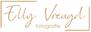 logo Elly Vreugd fotografie Fotograaf in Deventer lochem en Zutphen